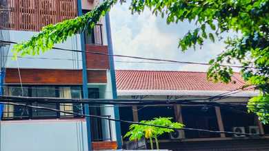 Hunian Elegan di Tanjung Duren, Jakarta Barat, 24 Kamar Tidur, LT 100m²