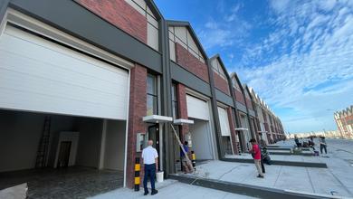 For Rent Gudang Bizpark Pik2