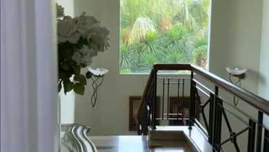 Rumah Area Luxury Puri Indah, Jakarta Barat - Harga Terbaik 11,8 Miliar