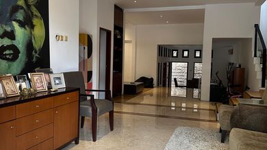 Rumah Area Luxury Menteng, Jakarta Pusat - Harga Menarik 22,5 Miliar