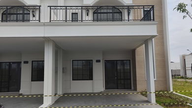 Penawaran Langka, rumah Prestisius di Pantai Indah Kapuk 2, Jakarta Utara, LB 179m²