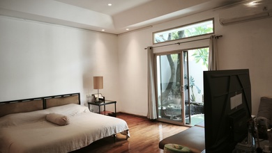 Rumah Siap Huni di SCBD, Jakarta Selatan, LT 400m², Harga 92 Juta /bulan