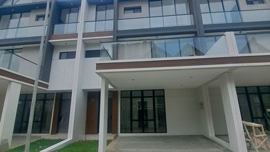 Rumah Area Luxury Pantai Indah Kapuk 2, Jakarta Utara - Harga Menarik 4,1 Miliar