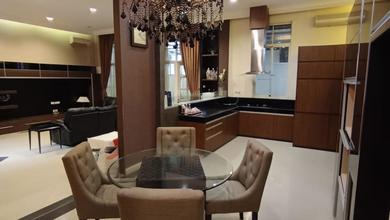 Rumah Furnished Lokasi Strategis Kawasan Pantai Indah Kapuk