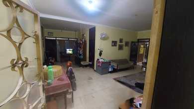 Penawaran Langka, rumah Mewah di Duri Kosambi, Jakarta Barat, LB 160m²