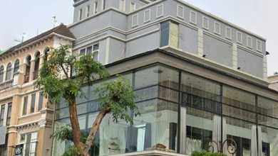 Ruko Metro Broadway Pik, Hadap Jalan