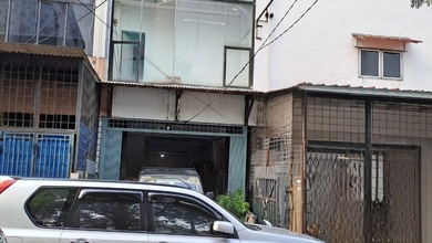 Dijual Ruko 3 Lantai Di Lokasi Strategis Gunung Sahari Siap Pakai