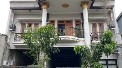 Rumah Area Premium Buaran, Jakarta Timur - Harga Terbaik 3 Miliar