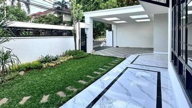 Kesempatan Langka, rumah Mewah di Cilandak, Jakarta Selatan, LB 400m²