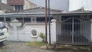 Disewakan Rumah Terjangkau di Pluit, Jakarta Utara, LT 220m²