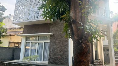 Penawaran Langka, rumah Mewah di Cempaka Putih, Jakarta Pusat, LB 350m²