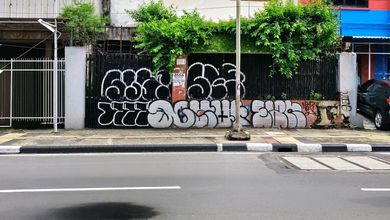 Penawaran Langka, rumah Prestisius di Jatinegara, Jakarta Timur, LB 10m²