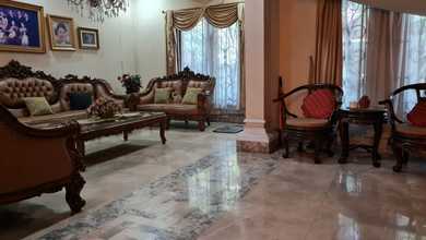 Rumah Area Luxury Rawamangun, Jakarta Timur - Harga Menarik 6,9 Miliar