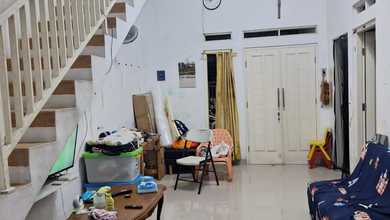 Rumah Dijual di Rawamangun, Jakarta Timur, LB 140m², Harga Terbaik!