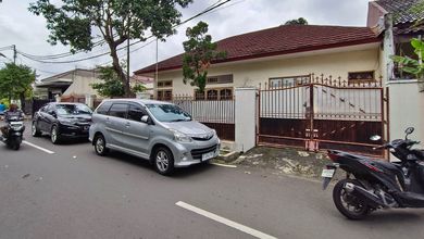 Dijual rumah Mewah di Pulo Gadung, Jakarta Timur - LT 482m²