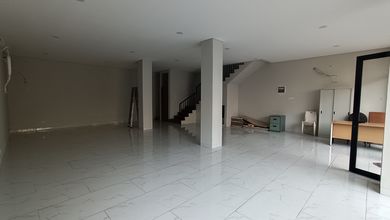 Jarang Ada Ruko Baru di Puri Indah