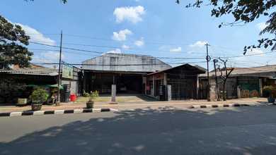 Dijual Gudang Kayu di Klender.