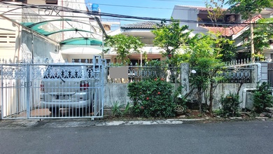 Jual Segera Rumah Elit di Taman Meruya, Jakarta Barat, LT 150 m2