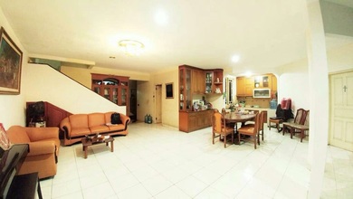 Kesempatan Eksklusif, rumah Prestisius di Semanan, Jakarta Barat, LB 300m²