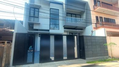 Jual Rumah Baru area Sunrise Garden, Jakarta Barat Luas 150 m2