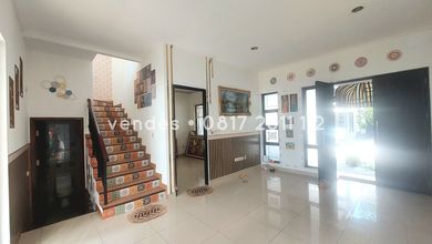 Jual Rumah Eksklusif Luas 256 m2 Kawasan Green Lake City, Jakarta Barat