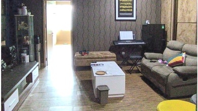 Ruko Komersial 3 Lantai Maisonette Regency Hadap Joglo Raya Puri Botanical Siap Pakai