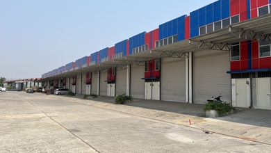 GUDANG IZIN INDUSTRI SIAP PAKAI, UKURAN LENGKAP, HARGA VARIATIF DEKAT AKSES TOL PIK 2 KATARAJA