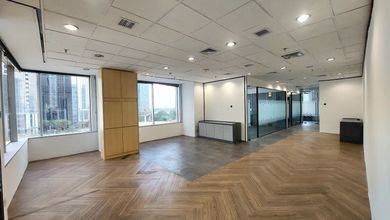 Office Space Menara Sudirman Luas 218-350 Semi Furnished Lokasi Premium