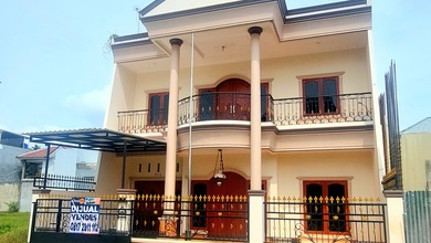 Penawaran Eksklusif, rumah Mewah di Metland Puri, Jakarta Barat, LB 400m²