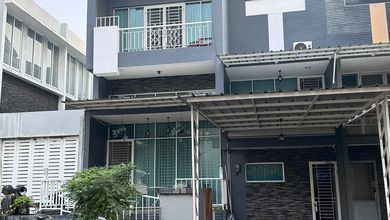 Rumah Prestisius di Kawasan Daan Mogot, Jakarta Barat, LB 220m², Harga 3,5 Miliar