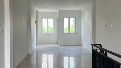 DISEWAKAN CEPAT RUKO Pluit  JALAN RAYA DUA ARAH Luas 4x25 3,5lantai