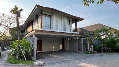 Rumah Elite di Kawasan Jimbaran, Badung, LB 250m², Harga 12 Miliar