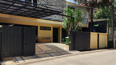 For Sale rumah Eksklusif di Pejaten, Jakarta Selatan - LT 361m²