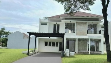 Penawaran Eksklusif, rumah Mewah di Alam Sutera, Tangerang, LB 330m²