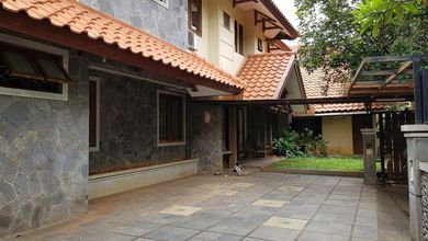 Rumah Elegan di BSD Giri Loka, Tangerang, 5 Kamar Tidur, LT 785m²