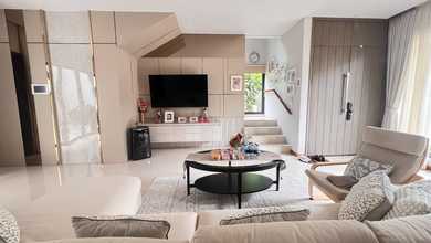 Hunian Elegan di BSD Green Wich, Tangerang, 4 KT, LT 250m²