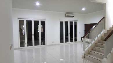 Hunian Prestisius di Kawasan BSD Delatinos, Tangerang, LB 230m², Harga 3,7 Miliar
