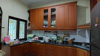 Rumah Elit Luas 211 m2, di Semanan, Jakarta Barat