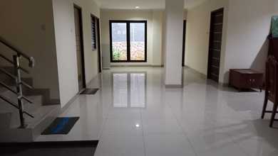 Penawaran Eksklusif, rumah Mewah di Gading Serpong, Tangerang, LB 373m²