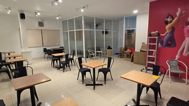 Ruko 2 Lantai Hook Cocok Resto Cafe Kantor Siap Pakai