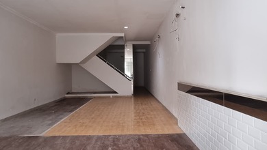 Ruko 4 Lantai Harga 2 Lantai Tengah Kota Strategis Murah