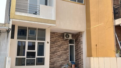 Promo Rumah di Semarang Timur, Semarang, LB 100m², Harga 1,5 Miliar