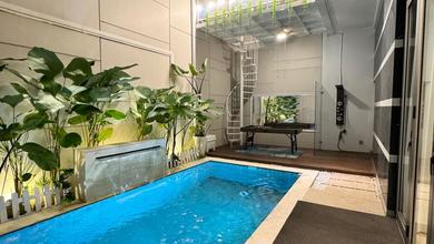 Jual Rumah Megah Luas 200 m2 di Golf Island, Jakarta Utara