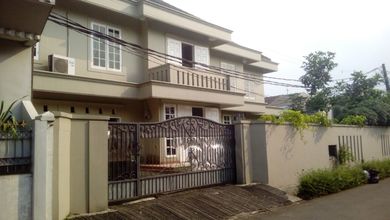 Hunian Prestisius di Kawasan Sektor 2 - Bintaro, Jakarta Selatan, LB 318m², Harga 7,9 Miliar