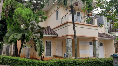 Disewakan Rumah Murah di Ciledug, Tangerang, LT 234m²