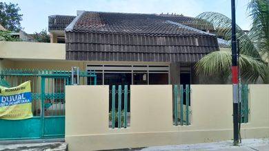 Jual Segera Rumah Elit area Pulo Gadung, Jakarta Timur, Luas 220 m2