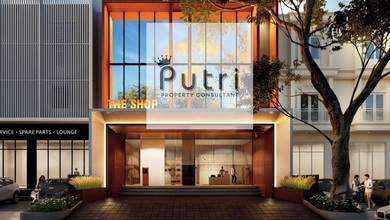 Dekat Akses Tol, Ruko, 3,5 Lantai, SHM, Dekat Pusat Perbelanjaan, Siap Huni