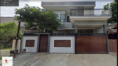 Rumah Area Premium Serpong, Tangerang Selatan - Harga Terbaik 5,5 Miliar