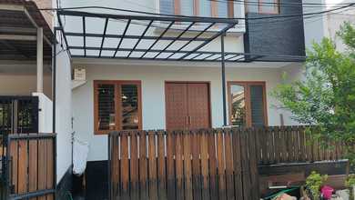 Penawaran Eksklusif, rumah Prestisius di Kelapa Gading, Jakarta Utara, LB 250m²