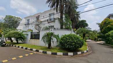 Kesempatan Eksklusif, rumah Prestisius di Pulomas, Jakarta Timur, LB 600m²